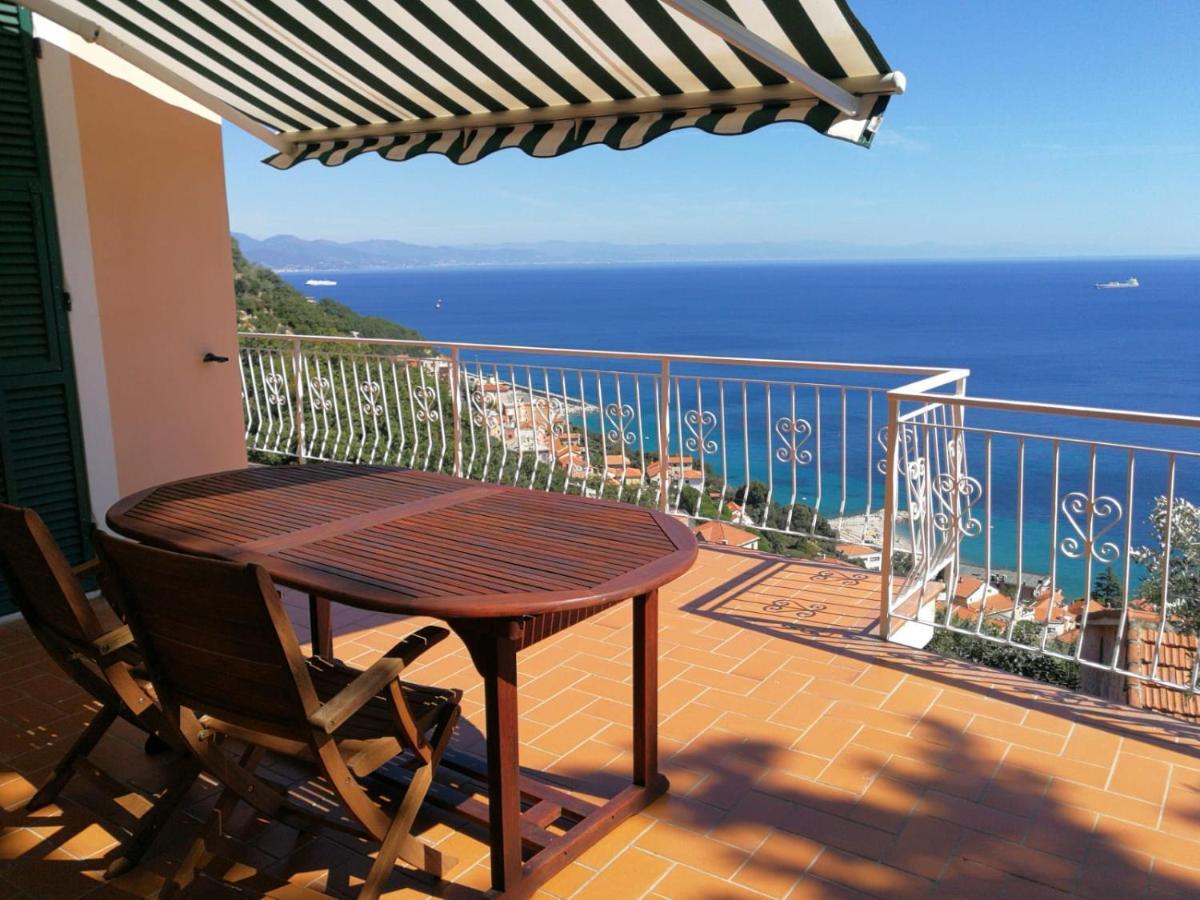 Villa Giò - Terrazza nel Blu Bergeggi Exterior foto