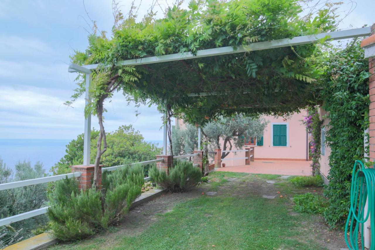 Villa Giò - Terrazza nel Blu Bergeggi Exterior foto