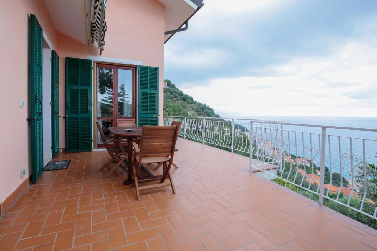 Villa Giò - Terrazza nel Blu Bergeggi Exterior foto